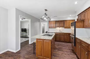 2008 Iron Horse Ct, Arlington, TX 76017 - Photo 11