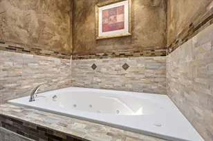 2008 Iron Horse Ct, Arlington, TX 76017 - Photo 21