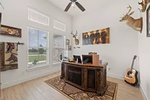 6065 Bella Terra Ln, Godley, TX 76044 - Photo 3