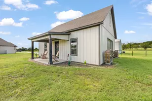 6065 Bella Terra Ln, Godley, TX 76044 - Photo 35