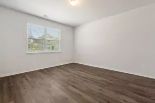 5701 Willamette Dr, Fort Worth, TX 76119 - Photo 13