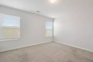 5701 Willamette Dr, Fort Worth, TX 76119 - Photo 19
