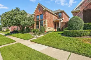 2101 Broadstone Dr, Plano, TX 75025 - Photo 3
