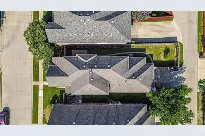 2101 Broadstone Drive, Plano, TX 75025 - Photo 31
