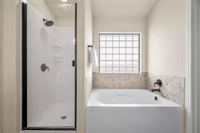 825 Wessex, Waco, TX 76712 - Photo 17