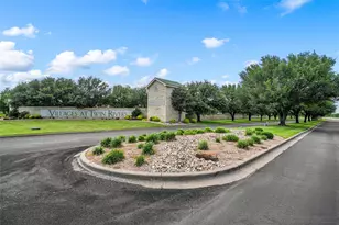 825 Wessex, Waco, TX 76712 - Photo 37