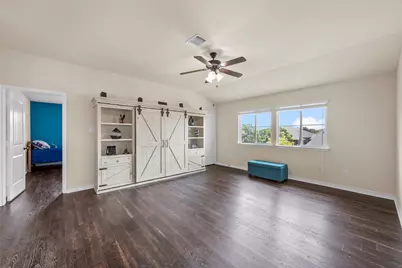825 Wessex, Waco, TX 76712 - Photo 13
