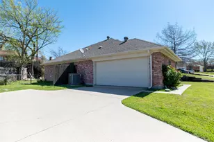 604 Valleyridge Ct, Decatur, TX 76234 - Photo 9