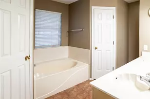604 Valleyridge Ct, Decatur, TX 76234 - Photo 15