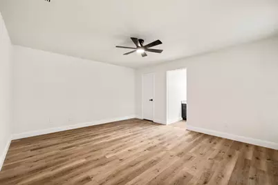 2403 Beverly Hills Lane, Mesquite, TX 75150 - Photo 15