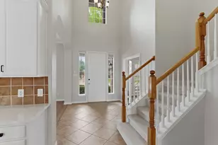1117 Apache Lake Dr, Carrollton, TX 75010 - Photo 3