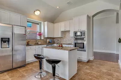 8113 Greenwood Drive, Plano, TX 75025 - Photo 9