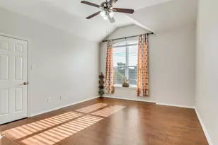 8113 Greenwood Dr, Plano, TX 75025 - Photo 15