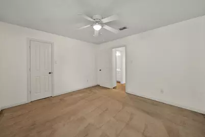 913 Honeysuckle, Grapevine, TX 76051 - Photo 27