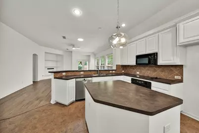 913 Honeysuckle, Grapevine, TX 76051 - Photo 15