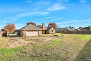 508 Castlegate St, Howe, TX 75459 - Photo 23
