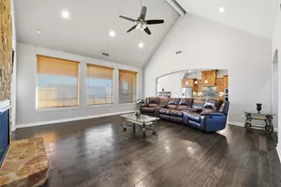 25275 Williams Dr, Justin, TX 76247 - Photo 9