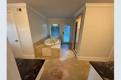 6911 Gateridge Drive, Dallas, TX 75254 - Photo 11