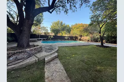 6911 Gateridge Drive, Dallas, TX 75254 - Photo 5
