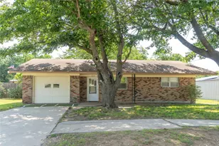 506 N Main St, Muenster, TX 76252 - Photo 1