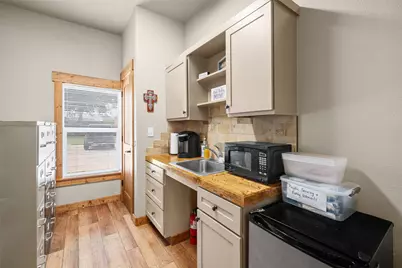 111 N Baker Street #B, Granbury, TX 76048 - Photo 11
