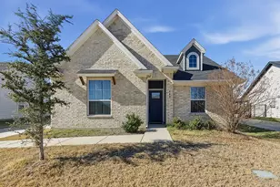 649 Charlotte Ln, Burleson, TX 76028 - Photo 1