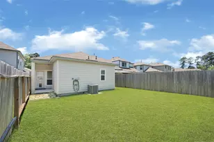 124 Camelot Pl Ct, Conroe, TX 77304 - Photo 5
