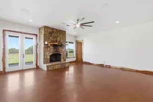 927 Prickly Pear Trail, Gordon, TX 76453 - Photo 7