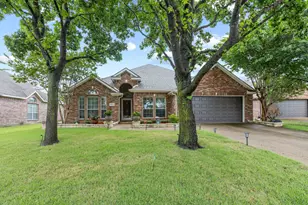 10802 St Annes Dr, Rowlett, TX 75089 - Photo 1