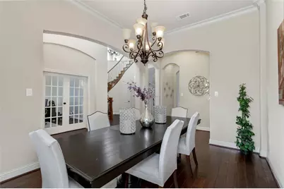 200 San Bernard Drive, Irving, TX 75039 - Photo 5