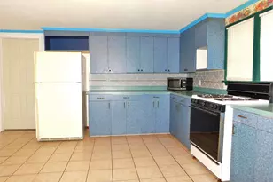 1007 W Collins St, Denton, TX 76201 - Photo 7