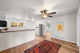 715 W 9th, Corsicana, TX 75110 - Photo 3