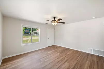 715 W 9th, Corsicana, TX 75110 - Photo 7