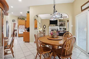 901 Dylan Ct, Burleson, TX 76028 - Photo 23
