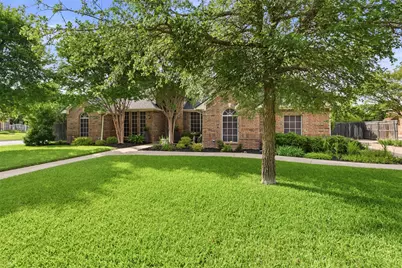901 Dylan Court, Burleson, TX 76028 - Photo 3