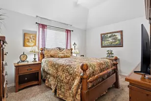 901 Dylan Ct, Burleson, TX 76028 - Photo 17