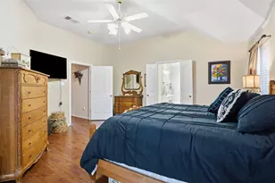 901 Dylan Ct, Burleson, TX 76028 - Photo 13