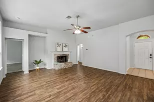 1803 Lake Travis Dr, Allen, TX 75002 - Photo 9