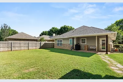 10609 Aquilla Trail, Waco, TX 76708 - Photo 11