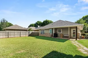10609 Aquilla Trail, Waco, TX 76708 - Photo 11