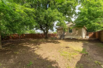 1502 Adelaide Drive, Dallas, TX 75216 - Photo 31