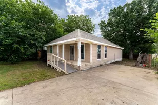 1502 Adelaide Dr, Dallas, TX 75216 - Photo 1