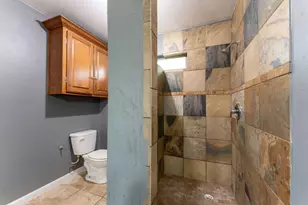 1502 Adelaide Dr, Dallas, TX 75216 - Photo 25