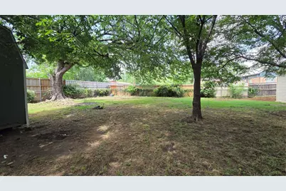 314 16th Street W, Irving, TX 75060 - Photo 15