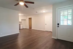 314 16th Street W, Irving, TX 75060 - Photo 9