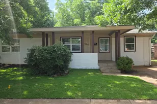 314 16th Street W, Irving, TX 75060 - Photo 1
