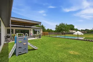 1413 Lariat Cir, Oak Leaf, TX 75154 - Photo 35