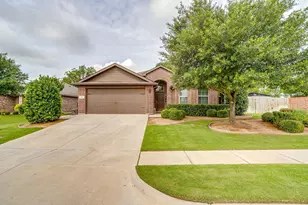 100 Tall Meadow St, Azle, TX 76020 - Photo 39
