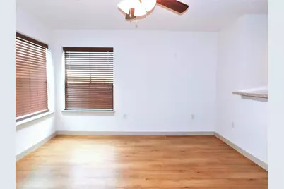 1512 N Elm Street #302, Denton, TX 76201 - Photo 9