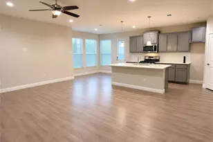 221 Oldcastle Wy, Fort Worth, TX 76052 - Photo 3
